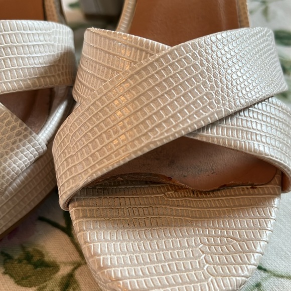 Chinese Laundry light beige high-heeled shoes - Picture 6 of 6